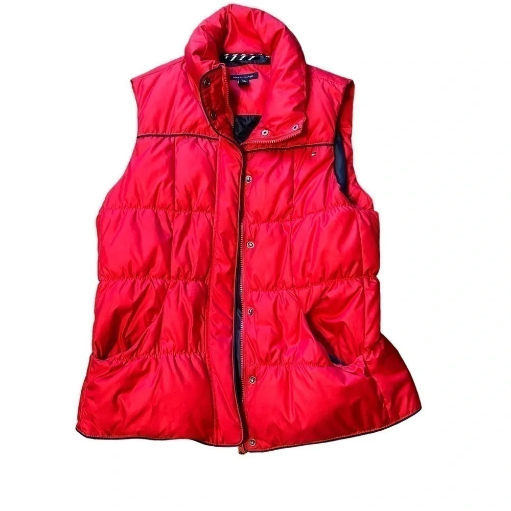 Tommy Hilfiger Womens Medium Red with Navy Trim Vest Snap Button EUC